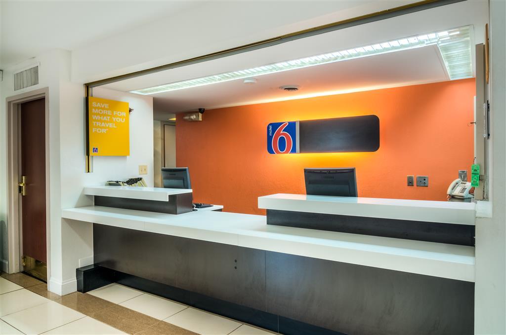 Motel 6 Normal Interiér fotografie